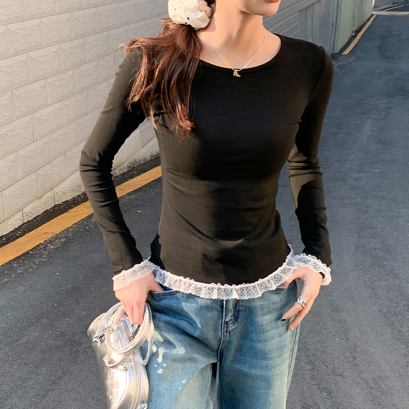 Real shot of Korean version of white lace lace long-sleeved T-shirt for women in spring slim fit and slim bottom shirt