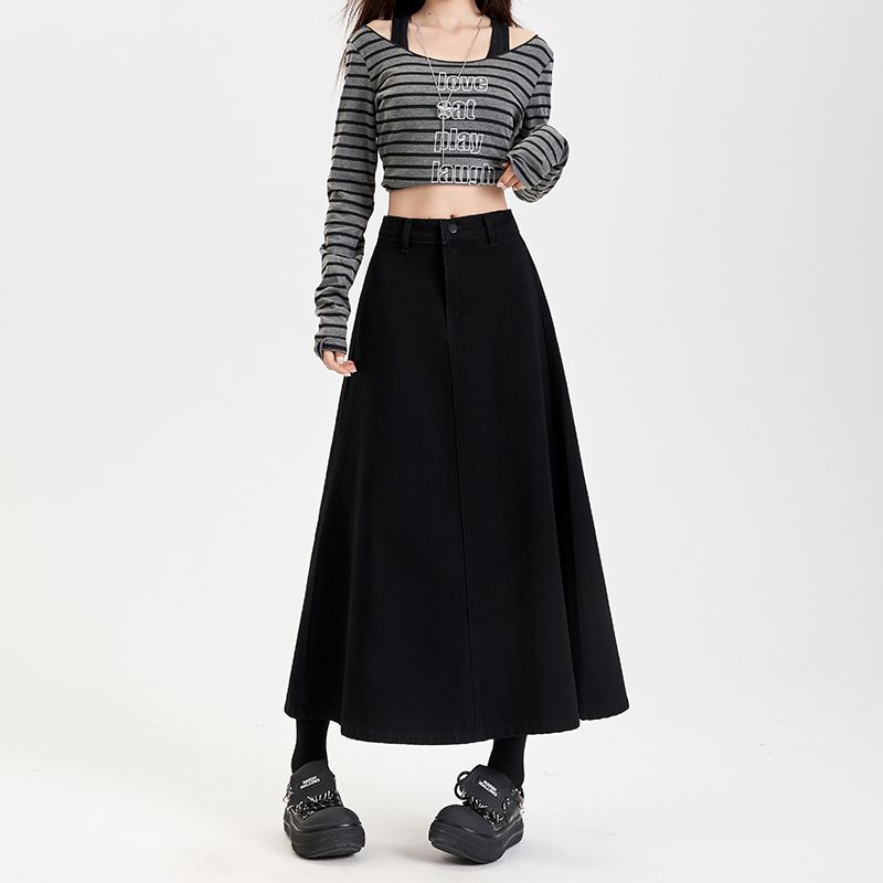 Real shot of 2025 spring fashion trend black elastic waist half body umbrella skirt for women