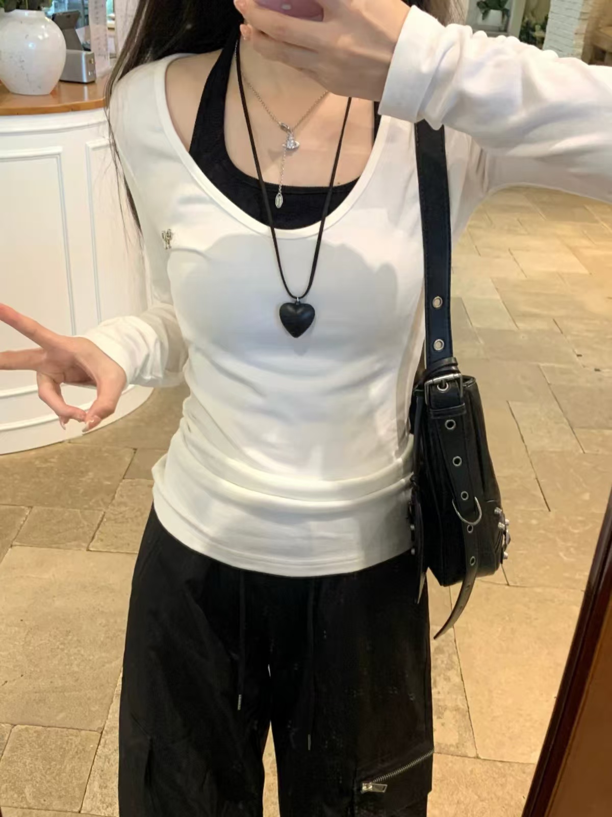 隨心裁甜辣妹掛脖背心女裝早秋百搭修身正肩長袖T恤兩件套