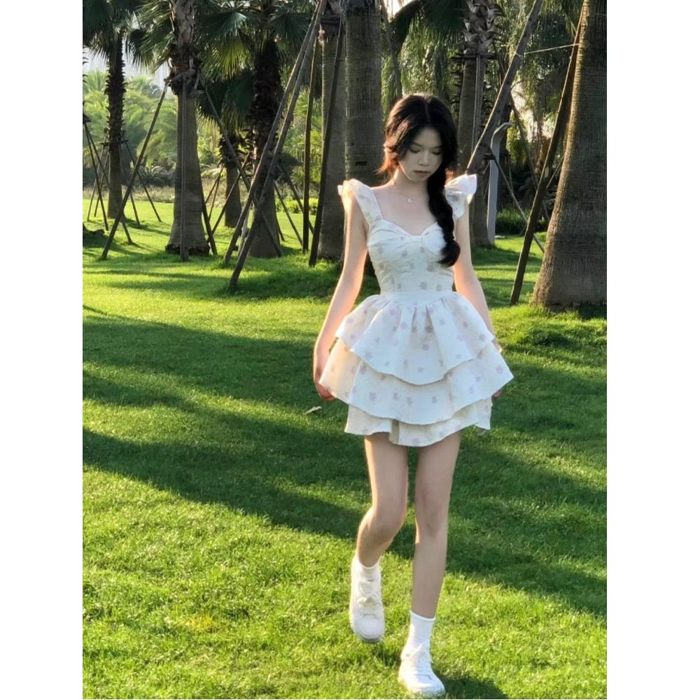 小眾設計感法式絕美甜辣妹飛飛袖吊帶連衣裙仙女收腰蓬蓬裙小個子