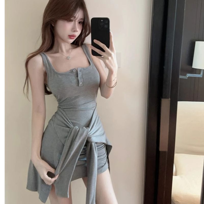 帶胸墊假兩件綁帶灰色吊帶連衣裙修身辣妹短裙帶胸墊收腰包臀裙子