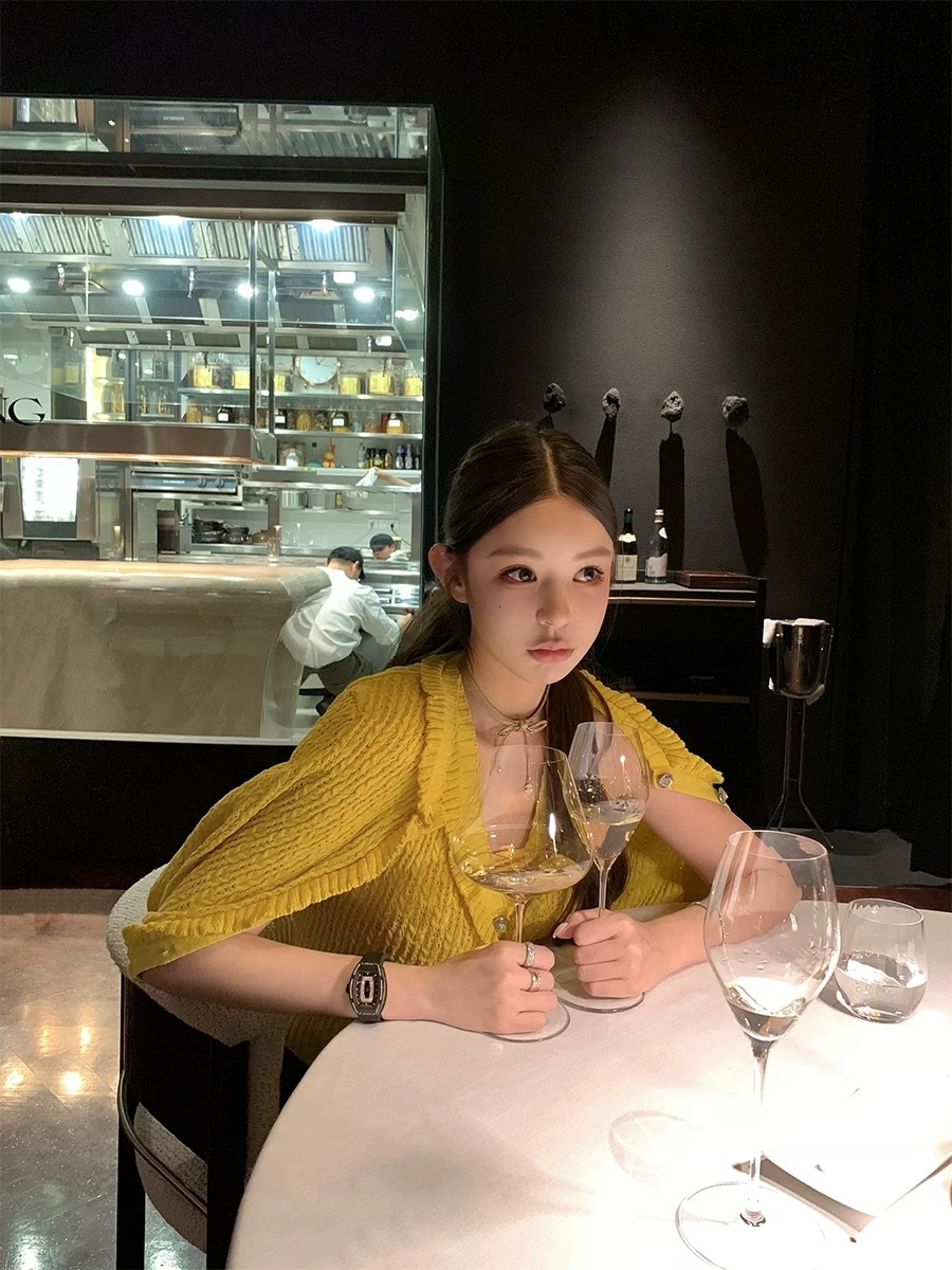 早安樊樊  早春甜檸檬 Jennie同款招財黃針織馬甲+開衫顯白套裝女
