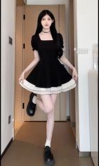 2025 Black Swan Summer Meat Hiding Commuting Design Color Contrast Short Sleeve Dress Little Black Dress Slimming Medium Length Dress