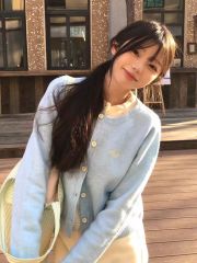 氛圍感假兩件拼接設計針織開衫女刺繡圖案毛衣軟糯撞色秋冬學院風