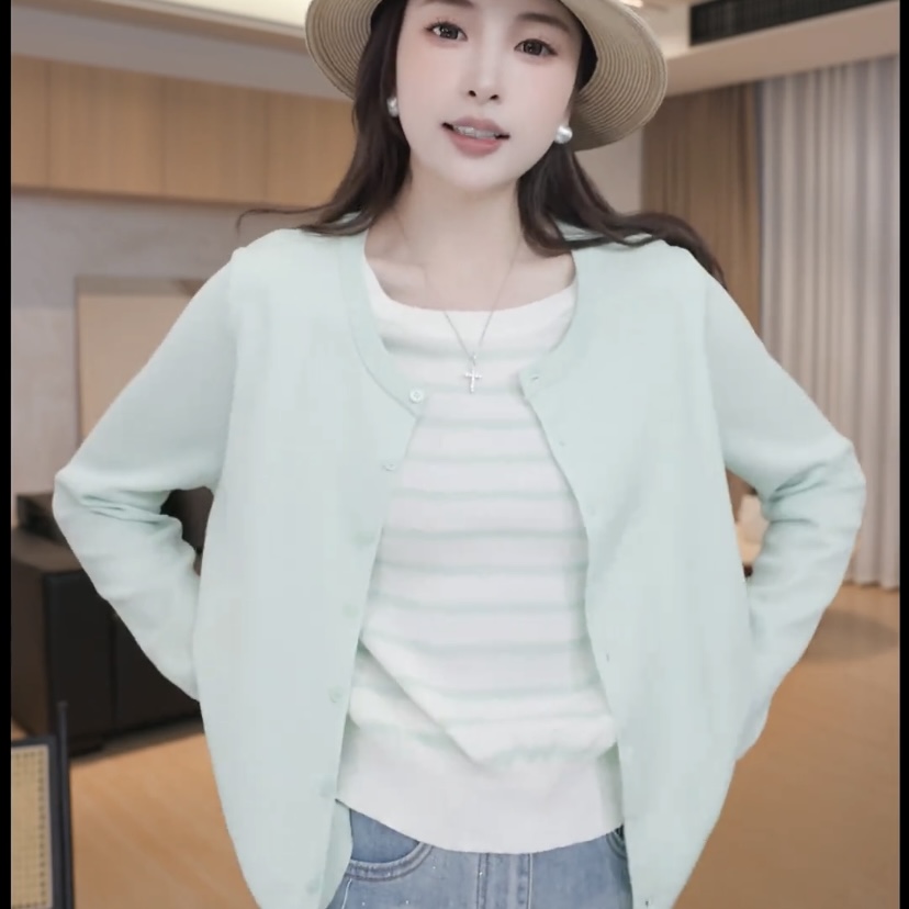 2025年春季新款氣質時尚休閒條紋撞色假兩件針織上衣女