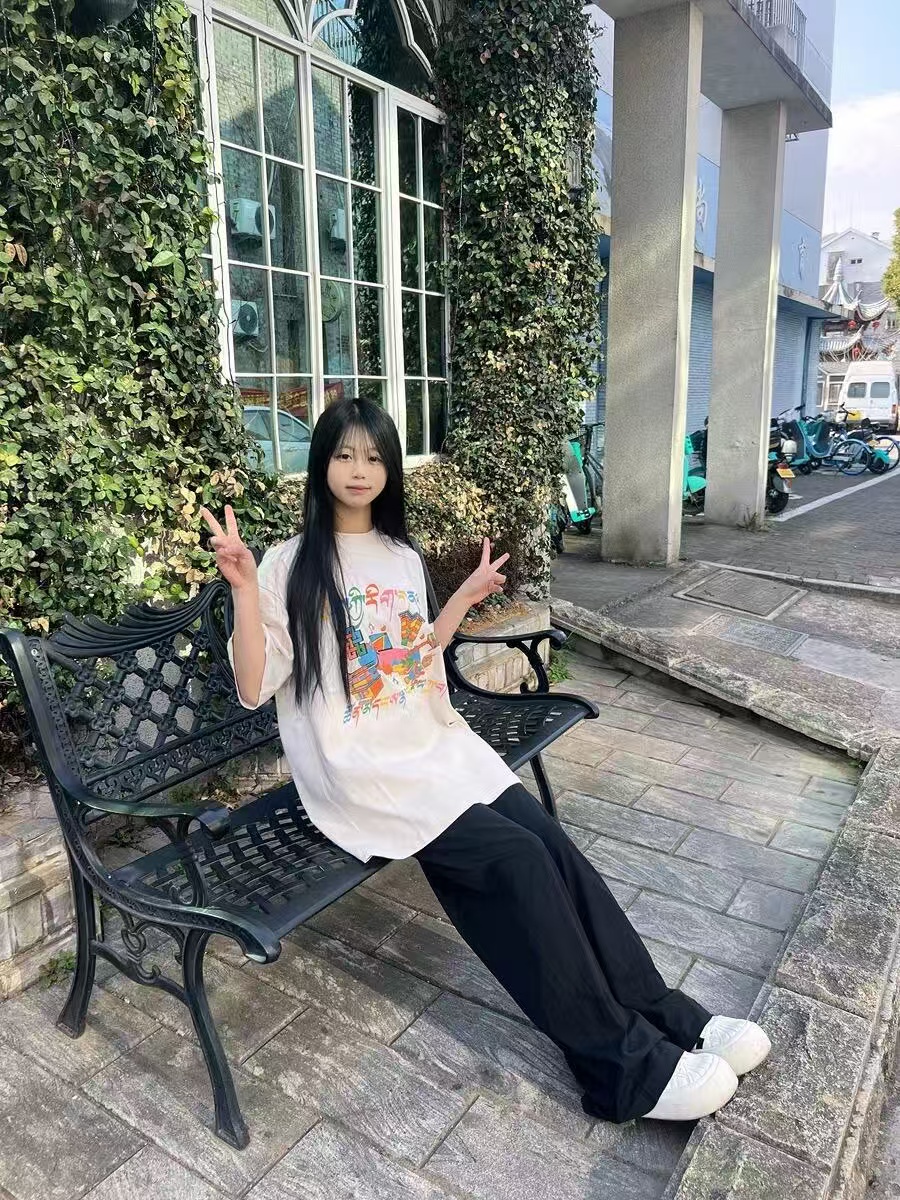 High-quality pure cotton 200g 100% cotton combed tight high-quality workmanship short-sleeved T-shirt for women