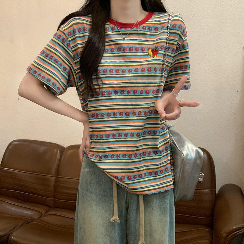 實拍原版提花短袖t恤夏2025潮正肩刺繡修身短款圓領上衣韓版女裝