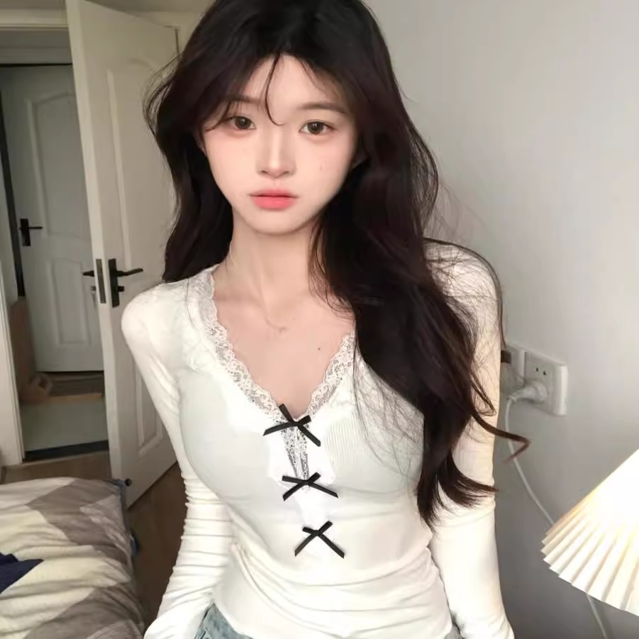 蝴蝶結蕾絲花邊v領長袖T恤女春修身短款內搭打底衫上衣