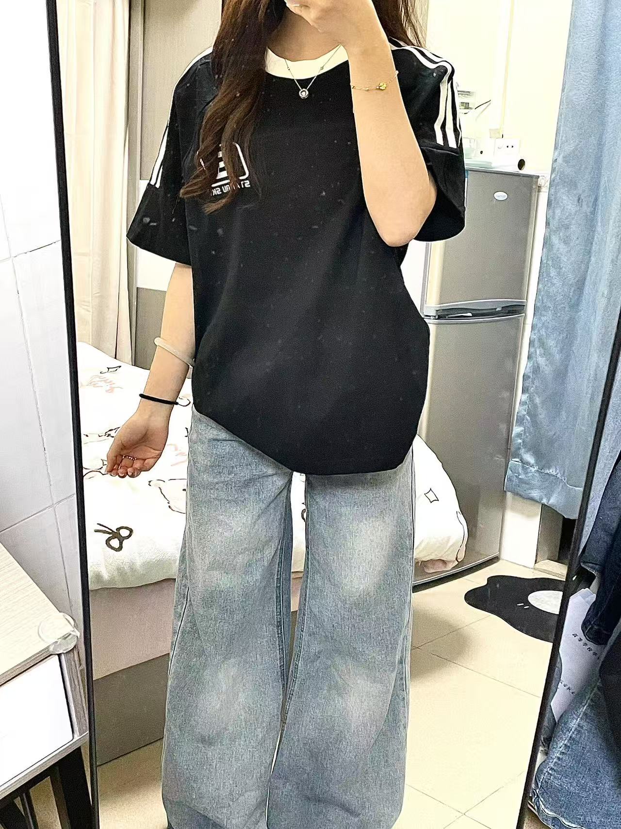 高質量純棉200克21支精梳緊密印花三條槓寬鬆大版落肩短袖恤女