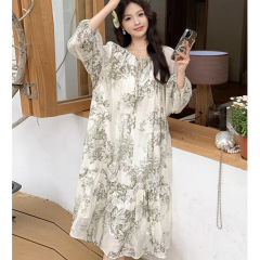 2025新款法式復古碎花連衣裙夏季女設計感寬鬆遮肉洋氣長款A字裙