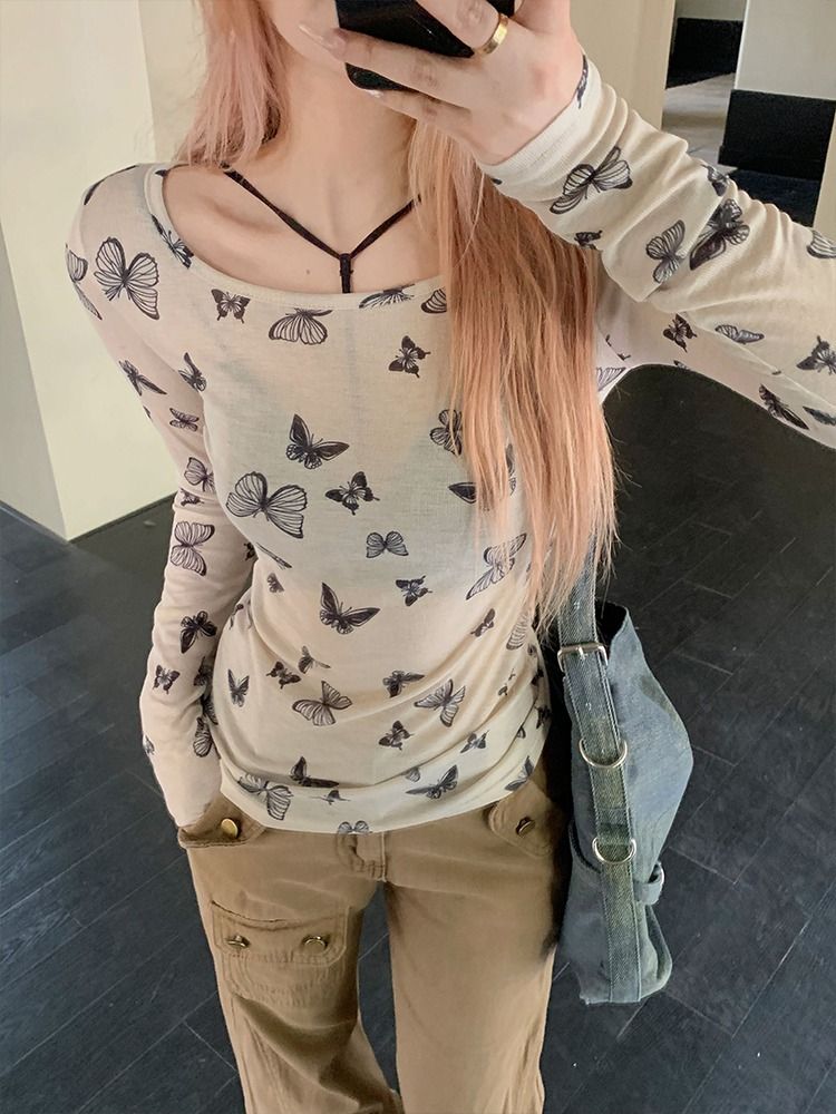 辣妹灰色蝴蝶印花T恤女春秋薄款修身打底衫短款上衣