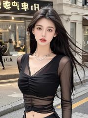 辣妹性感黑色V領長袖網紗拼接短款T恤女設計感打底上衣