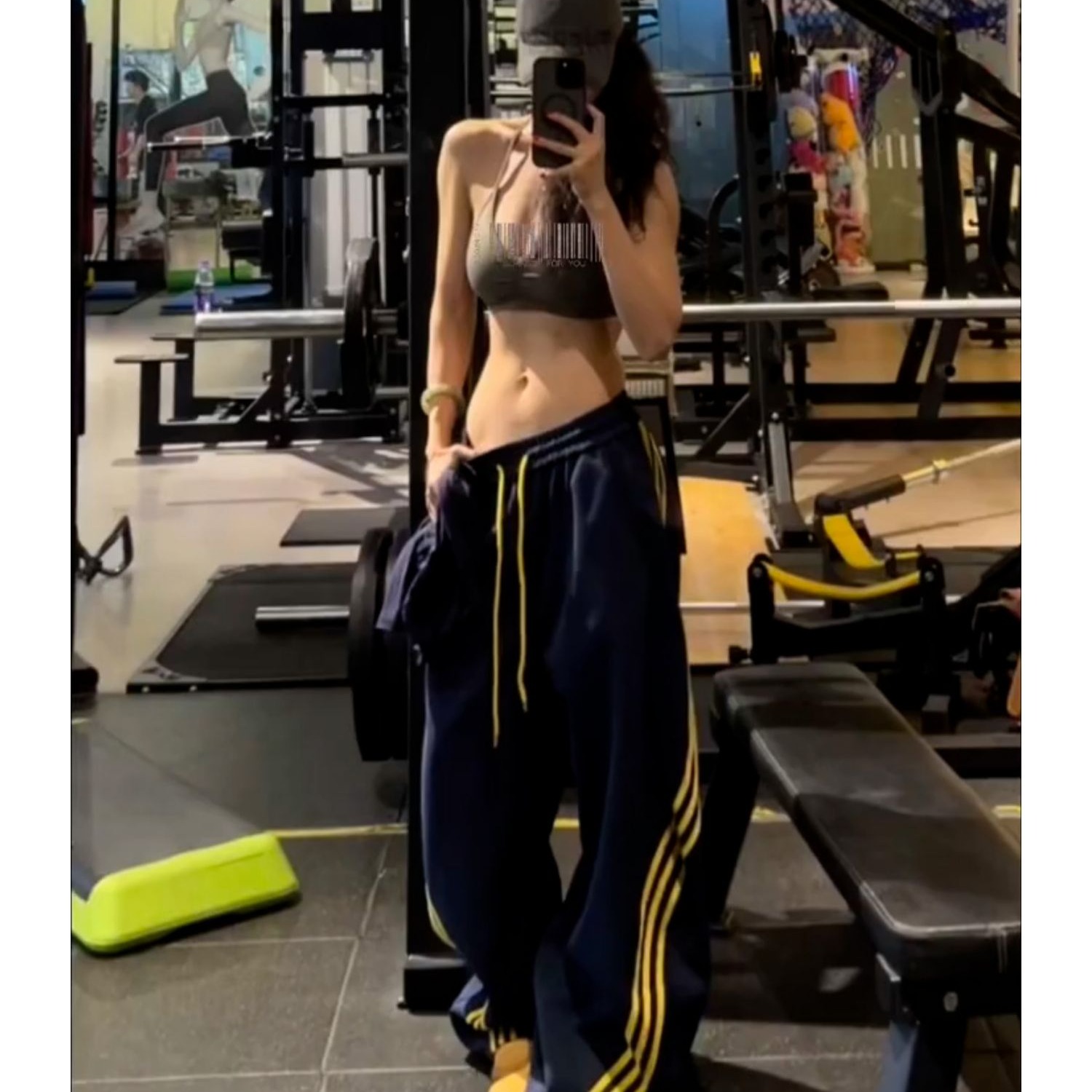 ，立體腰頭#2025早春新款三條槓彎刀衛褲女休閒街頭寬鬆長褲
