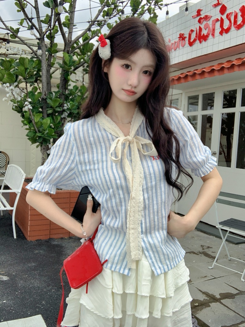 實拍法式復古花邊翻領飄帶條紋襯衫短袖上衣女小眾設計感2025夏季
