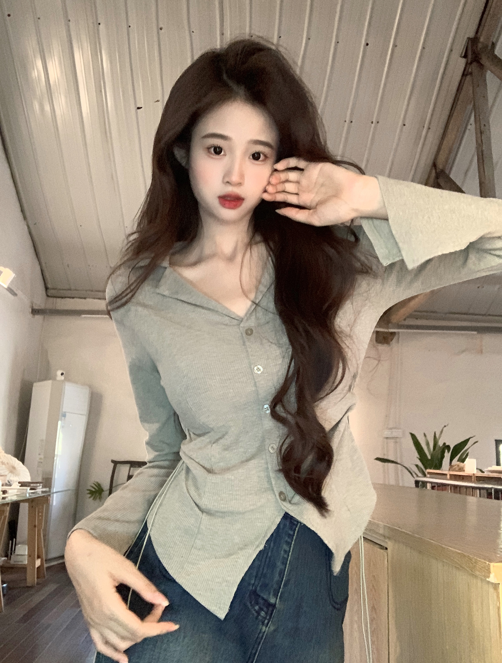 實拍280克羊絨長袖t恤女裝2025早春新款薄短款修身打底衫翻領上衣
