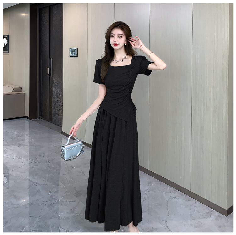 A complete set of light and high-end salt style outfits for a new small gray temperament waist-hugging long skirt