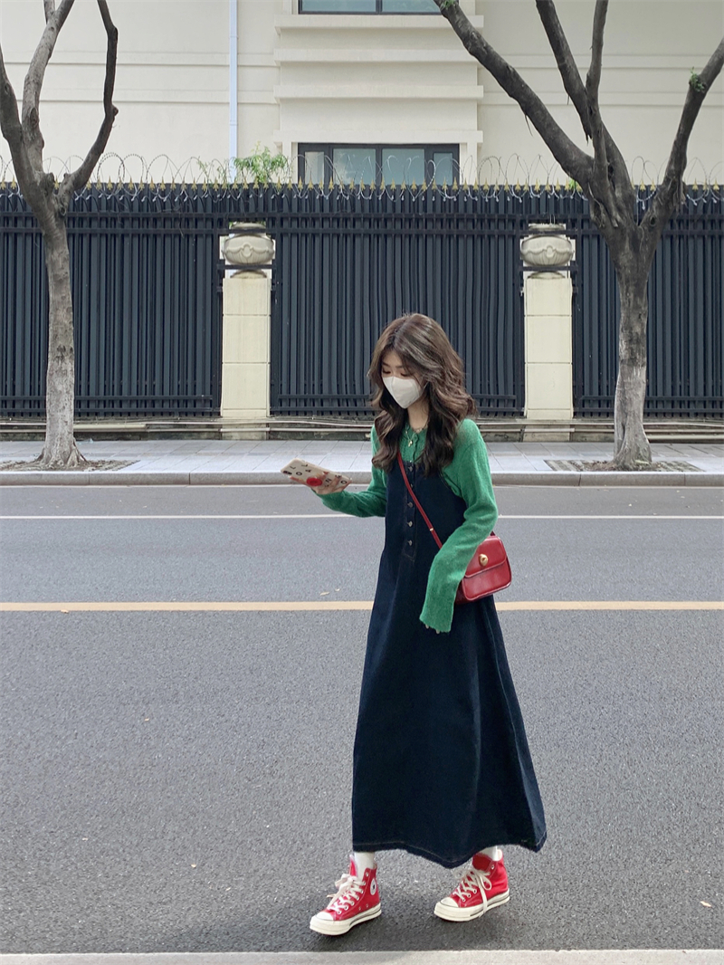 Actual shot #2025 Spring New Retro Denim Overalls Dress + Green Versatile Knit Top