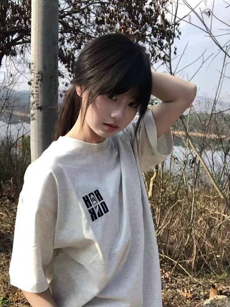 高品質純棉200克100%棉精梳緊密優質做工前印花短袖t恤女