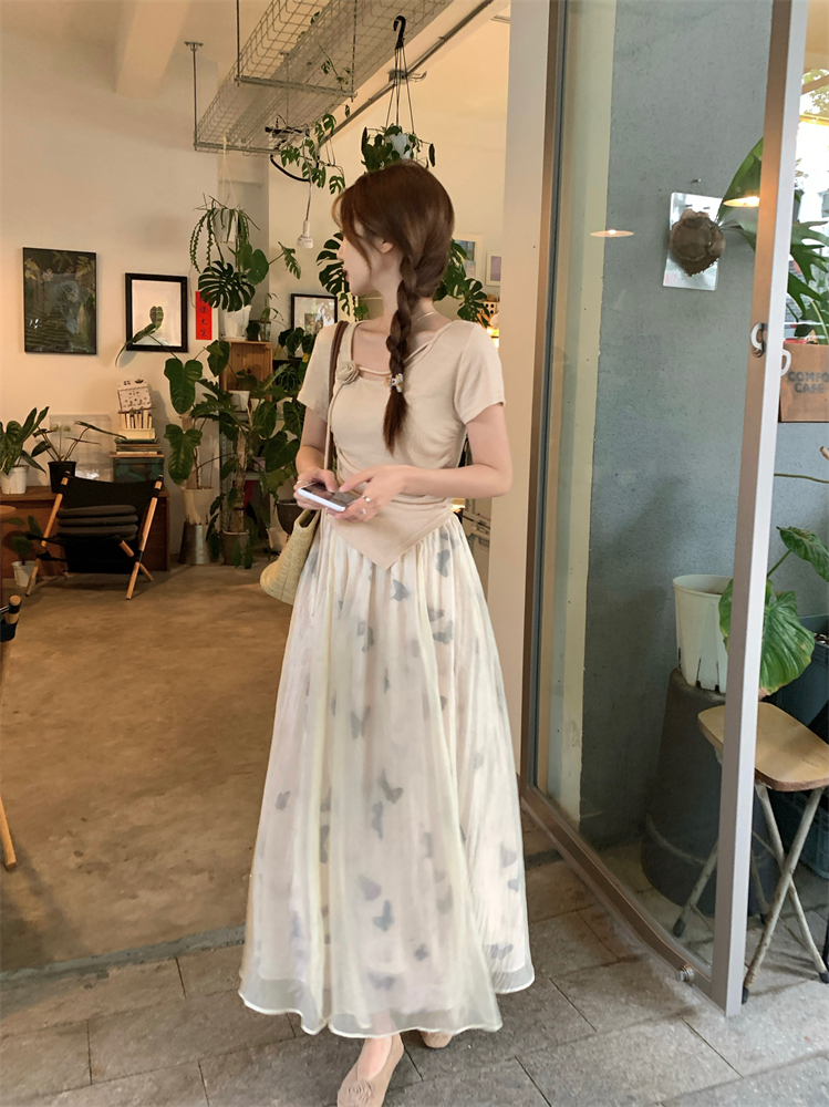 實拍  新款法式純欲立體玫瑰綁帶顯瘦上衣+蝴蝶半身裙套裝女
