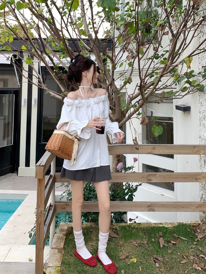 韓系甜美立體花朵一字領襯衫女春季新款絕美喇叭袖別致氣質上衣服