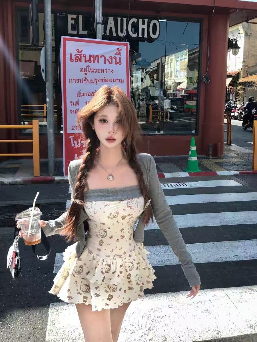 春季新款甜辣碎花修身顯瘦氣質甜美溫柔風吊帶連衣裙+開衫外套女