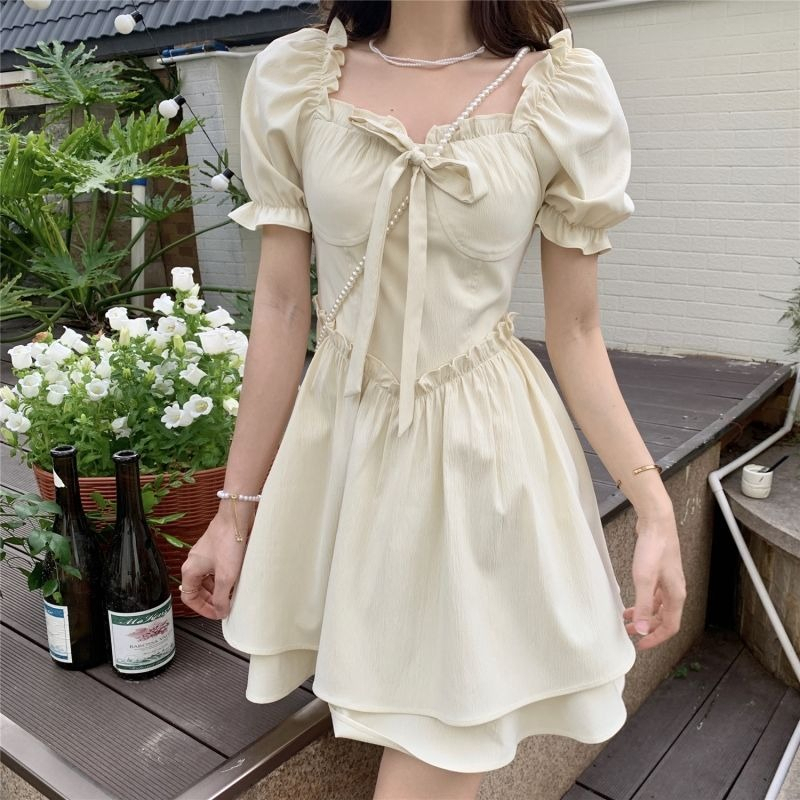 下拉鏈：純欲茶歇法式初戀連衣裙子設計感小眾泡泡袖仙女裙夏季
