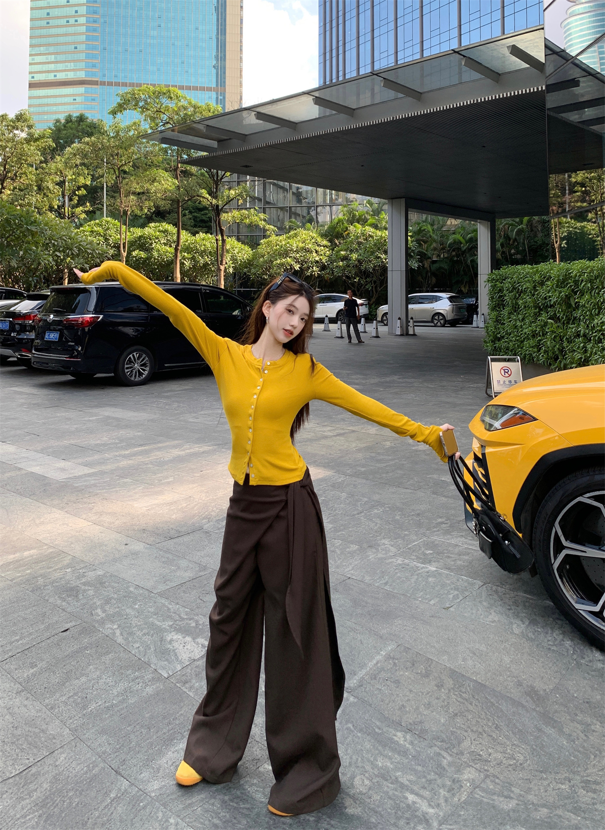 實拍~美式百搭圓領排扣T恤+不規則寬鬆系帶西裝休閒褲