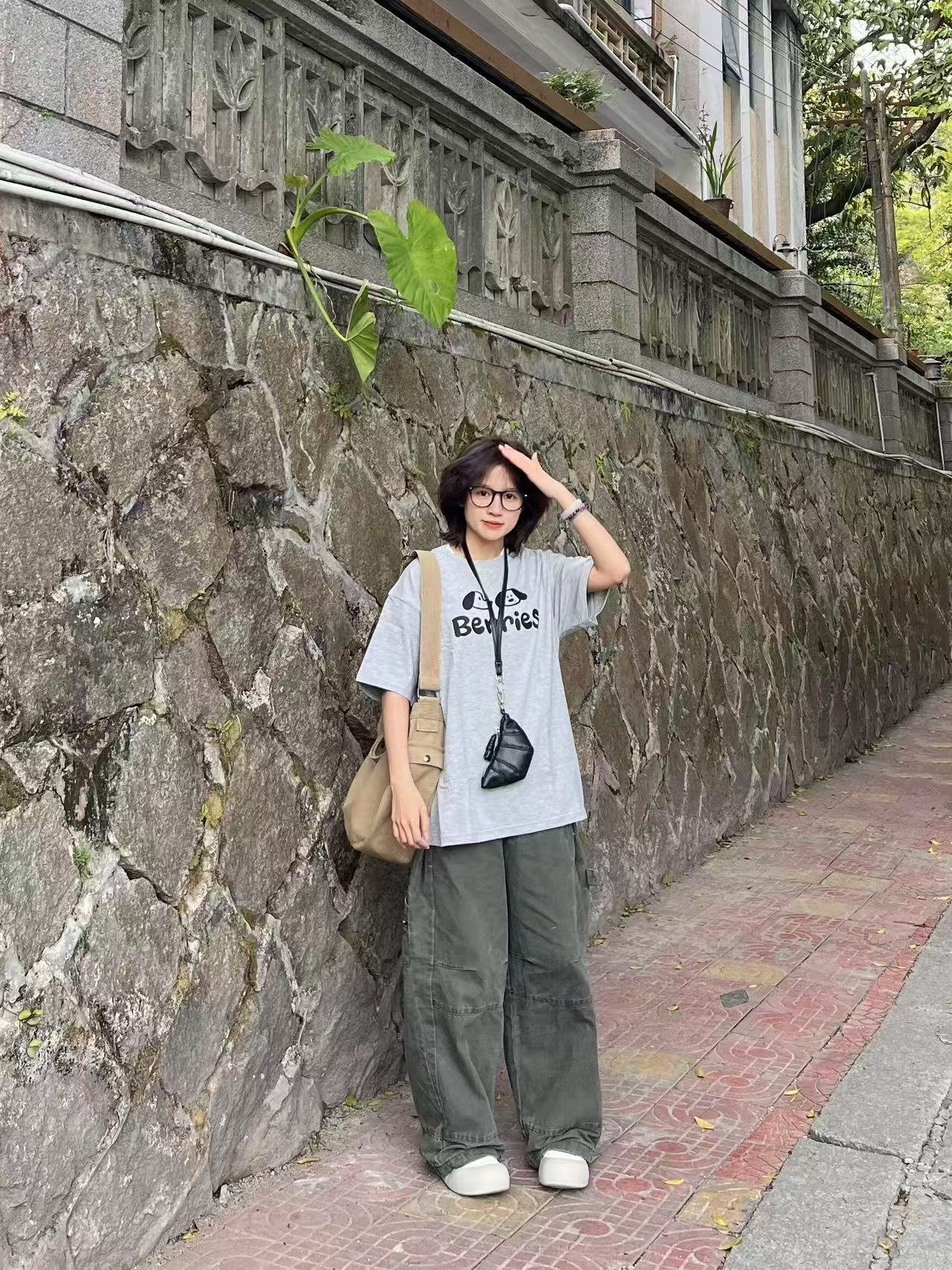 High-quality pure cotton 230g combed tight feel and smooth high-quality workmanship for women's short-sleeved T-shirt