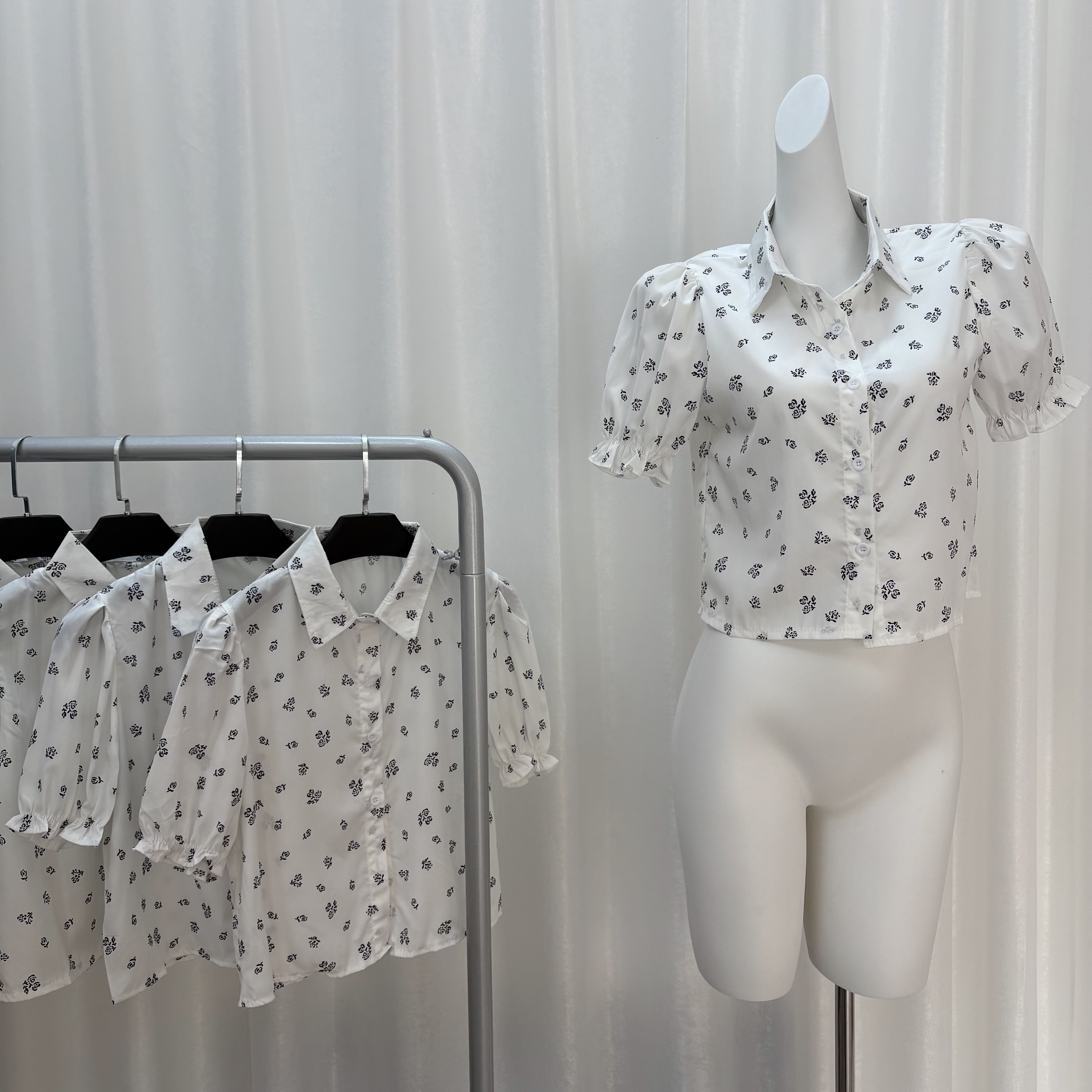 Real photo of rose white floral shirt top for women retro fashion sense loose fresh design shirt