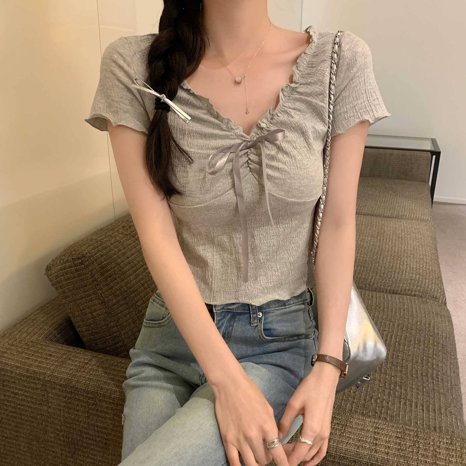 實拍短袖t恤夏2025韓版女裝潮流系帶純色修身正肩短款荷葉領上衣