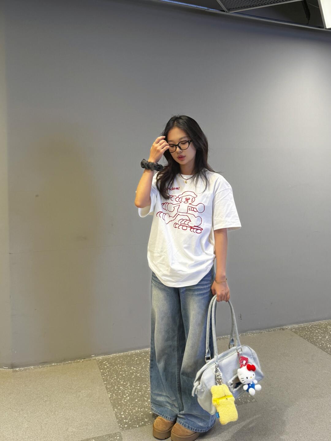 High-quality pure cotton 200g combed tight 100% cotton live broadcast same product front printed loose short-sleeved T-shirt for women