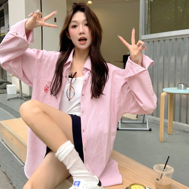實拍韓版早秋粉條紋長袖襯衫女2025春季設計感小眾刺繡翻領上衣