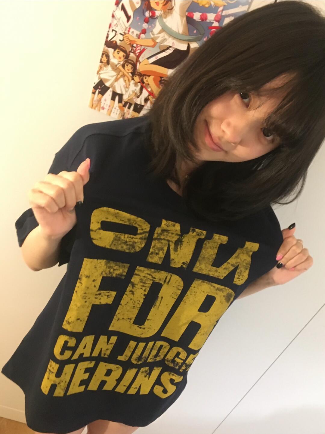 High-quality pure cotton 200g combed tight 100% cotton live broadcast same product front printed loose short-sleeved T-shirt for women