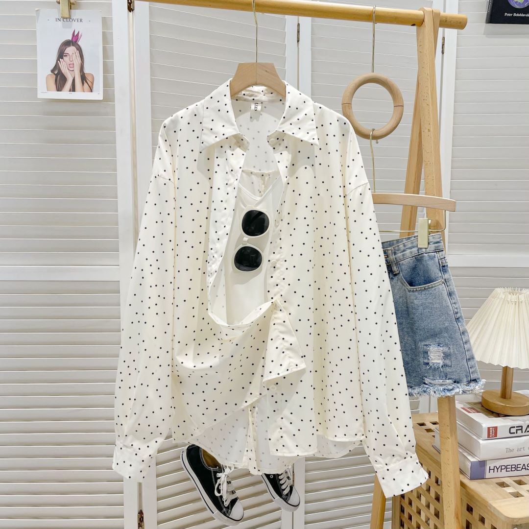 Real photo of polka dot back slit long-sleeved sunscreen shirt for women spring 2025 new loose breathable cardigan exterior