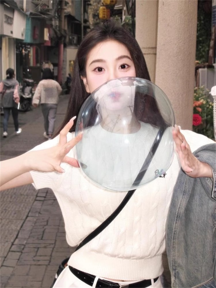 白色冰絲刺繡麻花針織薄款短袖t恤女夏季小個子修身短款正肩上衣