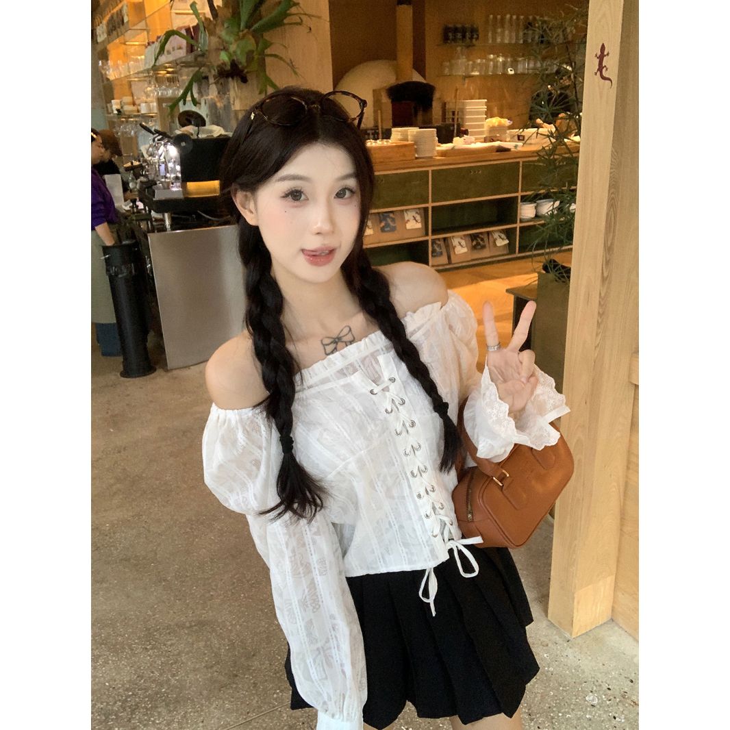 Butterfly dark pattern embroidered white shirt women's 2025 spring new style unique and elegant top