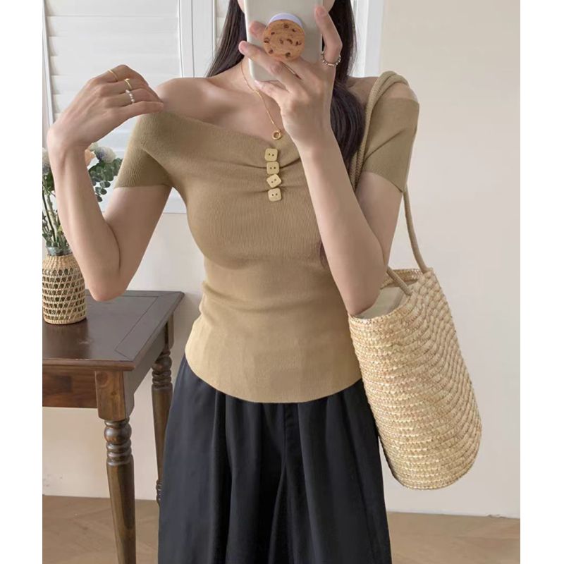 Korean sweet one-length knit sweater in summer slim and pure off-shoulder short top for women
