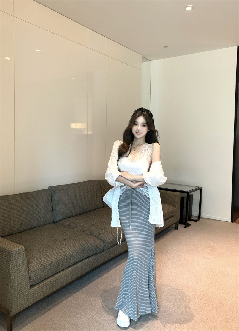 Real shot Pure and slim lace shirt sexy lace suspender drawstring hip striped fishtail skirt