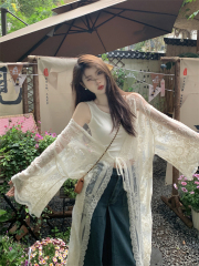 Real shot of 2025 early spring sun protection jacket hook flower vacation style long sleeve shirt heavy industry air conditioning cardigan