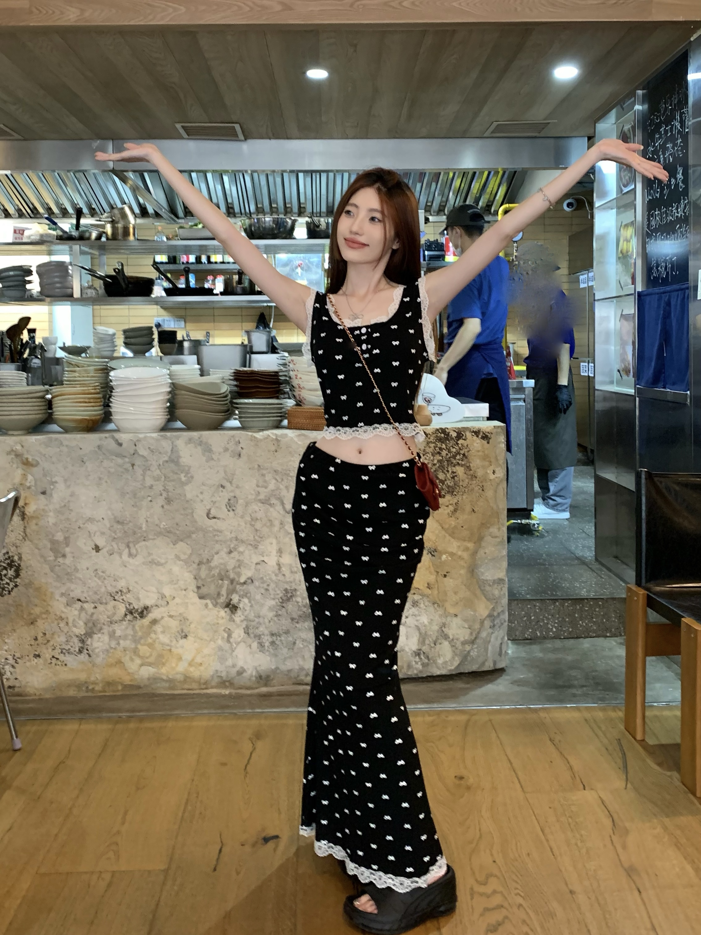 Real photo of lazy style lace splicing short vest suit for women with high waist fish tail hip skirt long skirt