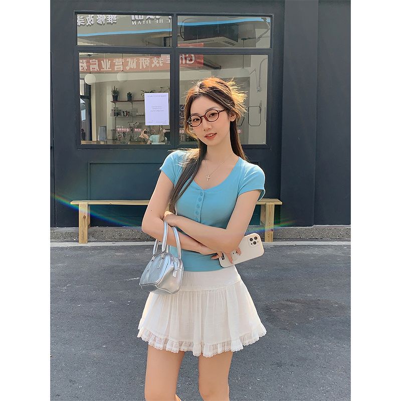 Real photo of sweet hot girl slim short V-neck half-breasted short-sleeved T-shirt for women's summer new slim shoulder top