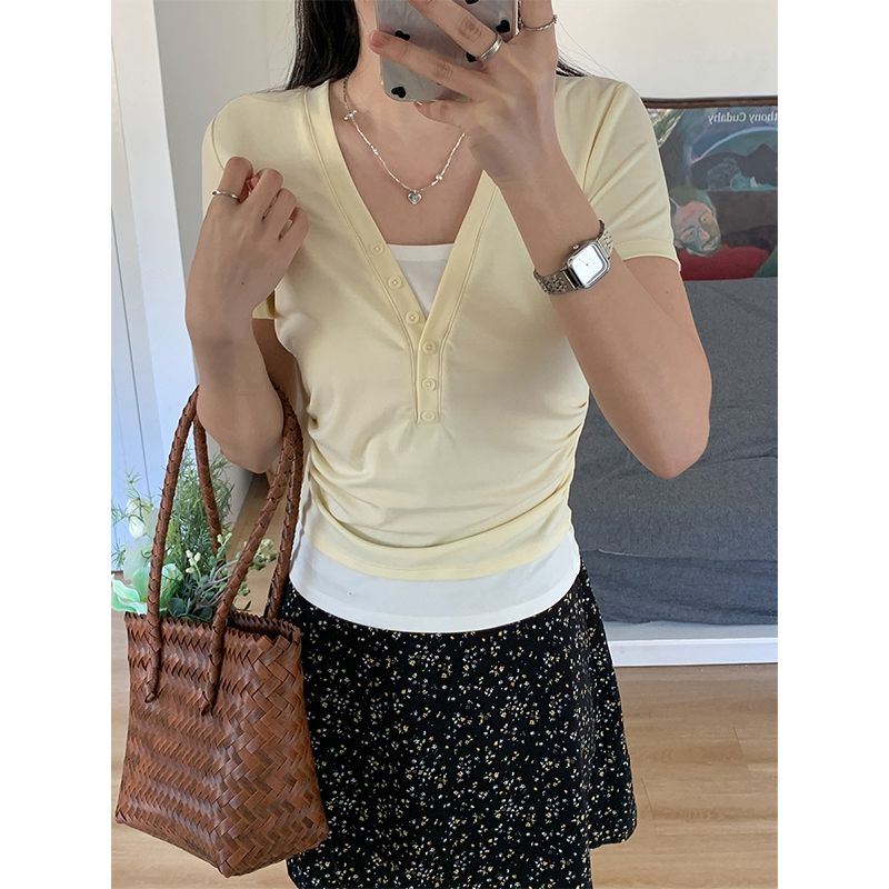 Real photo of pure cotton tender yellow fake two-piece short-sleeved V-neck T-shirt for women in spring and summer slim and unique short top