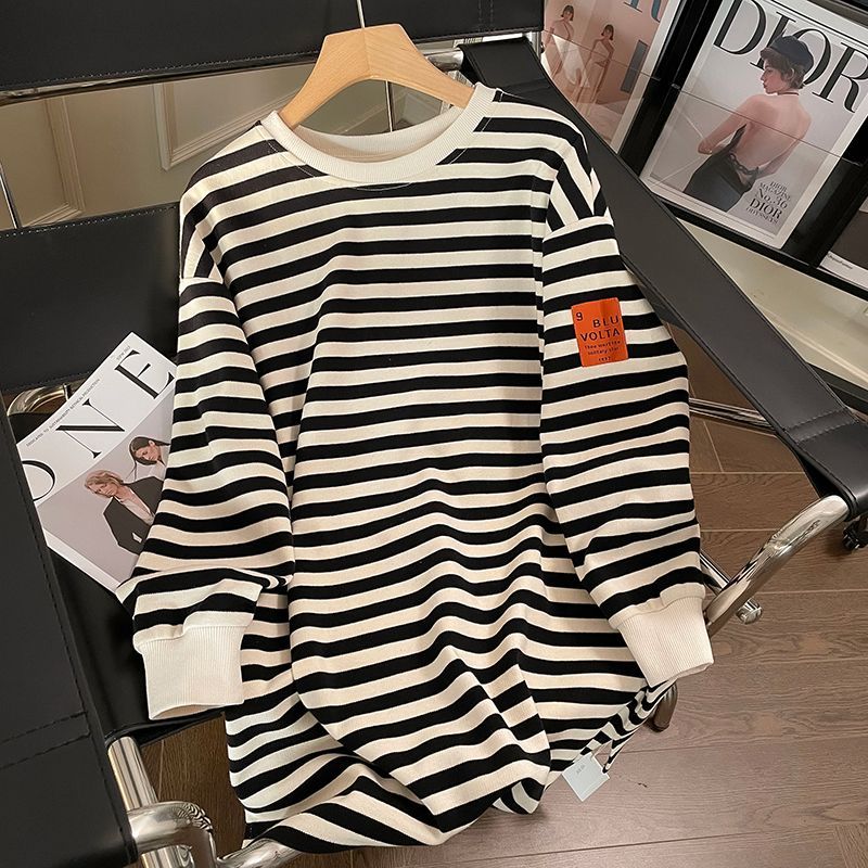 Real photo of women's thin sweatshirt 2025 early spring new striped embroidery loose trendy round neck long sleeve T-shirt top