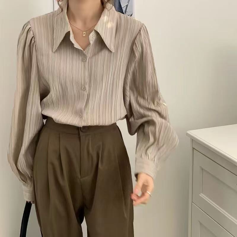 Hong Kong style French retro pleated long-sleeved shirt women's design niche autumn chic top Hong Kong style shirt jacket