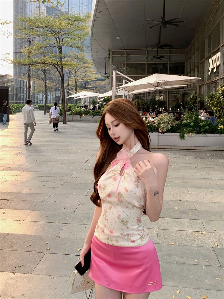 Real shot 2025 new halter neck splicing design suspender vest + low waist skirt suit