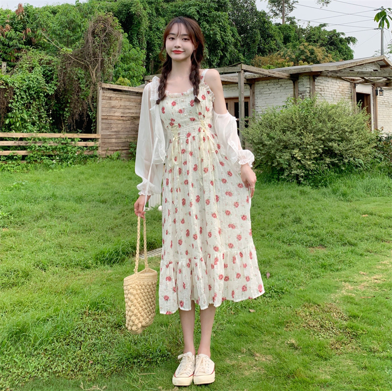 Summer waist-climbing suspender floral dress + chiffon sunscreen shirt with two-piece set
