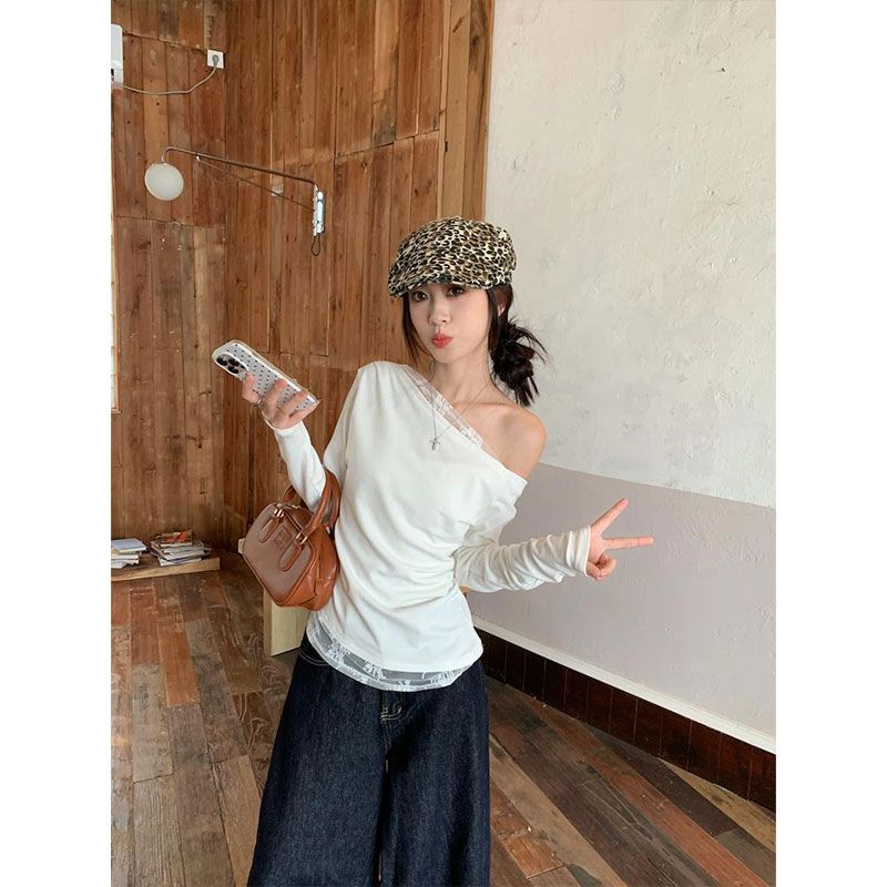 White irregular slanted shoulder lace spliced ​​long-sleeved T-shirt for women's base new slim off-shoulder chic top