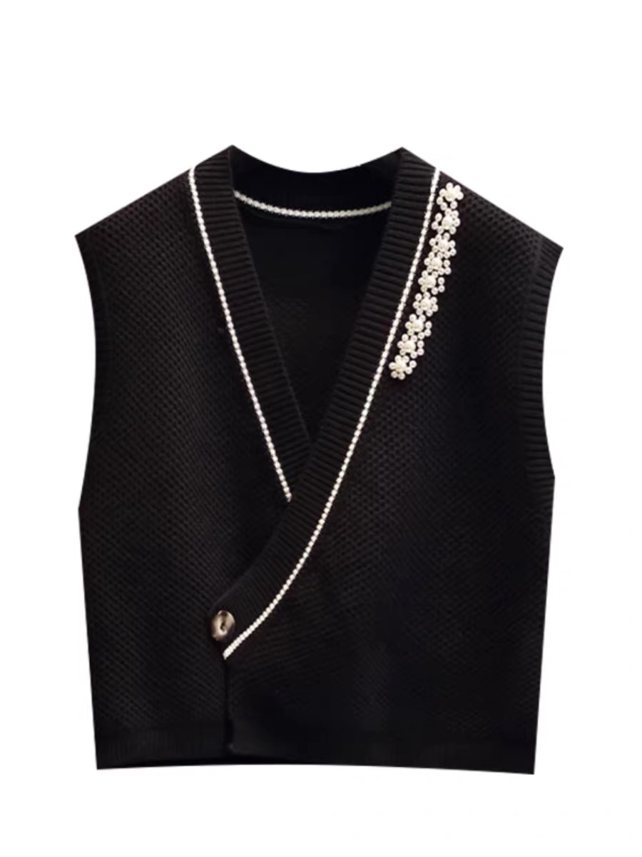 Spliced ​​pearl one-button fashionable vest for women in summer new French unique temperament top core yarn