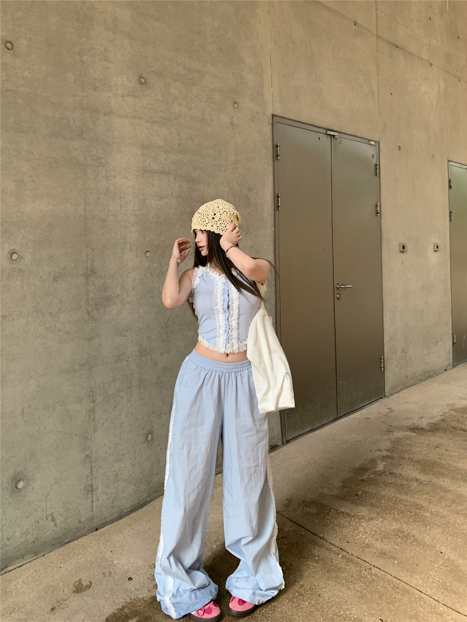 Real shot!  Sweet and spicy lace sleeveless vest top for women American loose lace sports casual pants work pants
