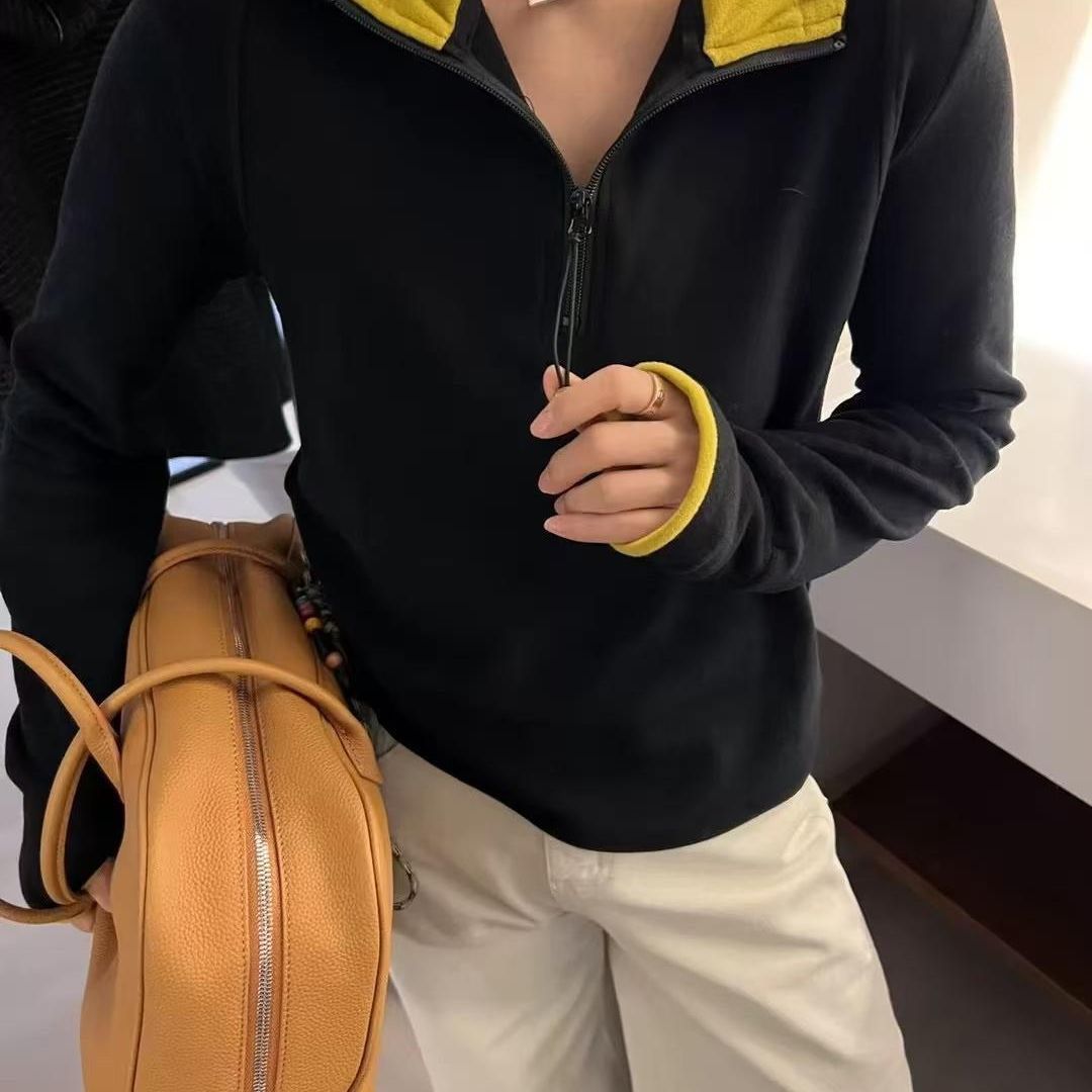 Official website: Polyester fish scales, hooded contrasting color long-sleeved T-shirt